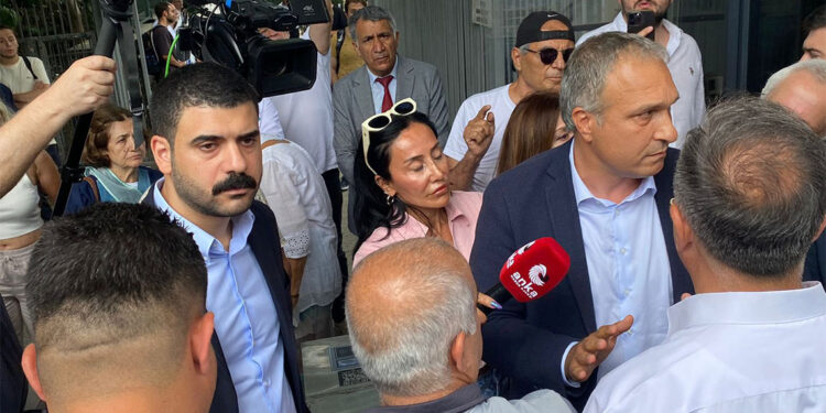 CHP milletvekillerinin Boğaziçi Üniversitesi'ne girişine izin verilmiyor