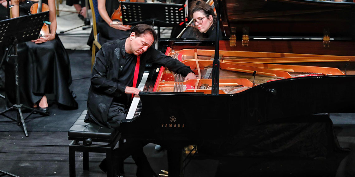 Bergama Asklepion'da Fazıl Say rüzgarı