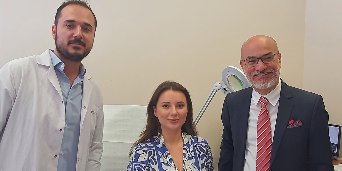 Ürtiker yani halk arasındaki adıyla kurdeşen, özellikle 6 haftadan uzun süre devam edip kronikleştiğinde, hastaları canından bezdirebiliyor.