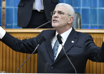 Hiç şüphesiz ki; egemenlik kayıtsız şartsız milletindir