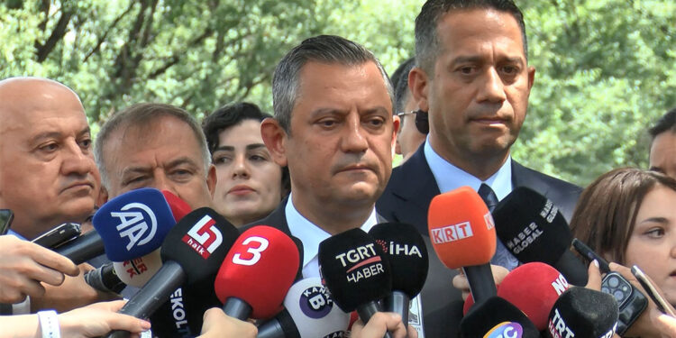 Karar alalım, 2 ay sonra hemen seçim olsun