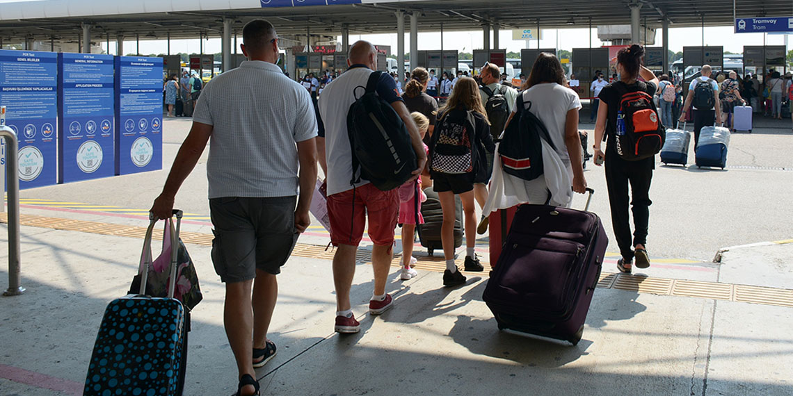 Ticaret Bakanlığı'ndan otel ve paket tur uyarısı