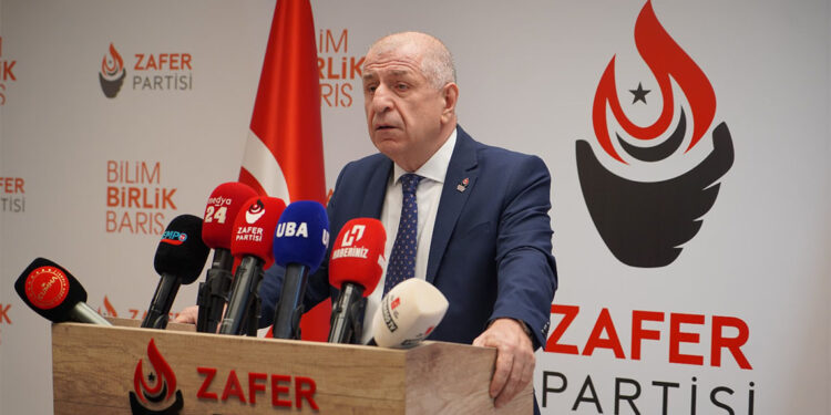 Ümit Özdağ Suriye'de yaşanan olaylarla ilgili konuştu