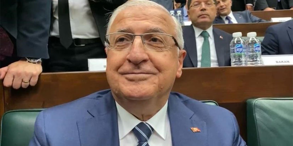 Yunan bakanı turistik gezi için bekliyoruz