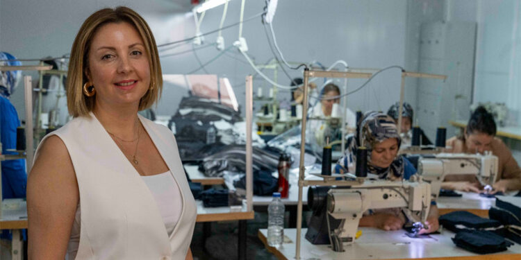 Meslek Fabrikası kadınlara ve gençlere iş kapılarını aralıyor