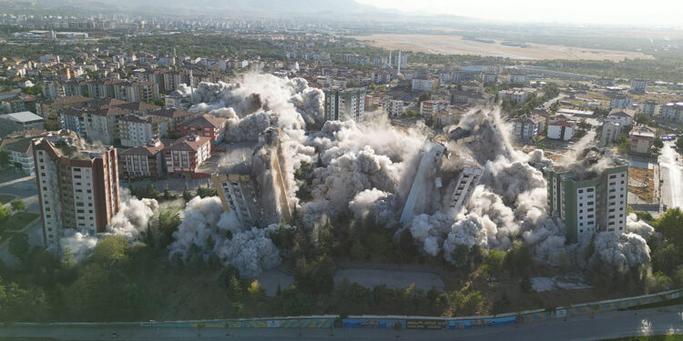 11 bloklu 750 daire, 51 blok olarak yeniden inşa ediliyor