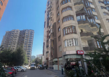 11'inci kattan düşüp öldü