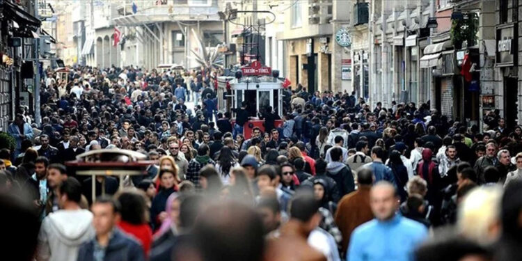 2023'te 3 milyon 450 bin kişi, iller arasında göç etti