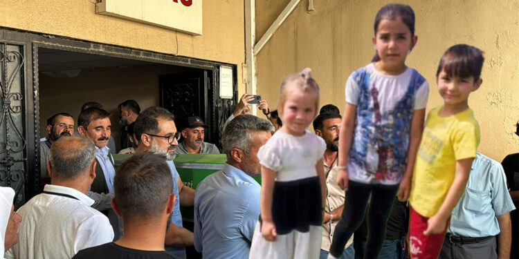 Şanlıurfa'da otomobilin çarptığı 5 çocuğun cenazeleri ailelerine teslim edildi