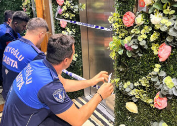 Beyoğlu'nda kadınlara yönelik darp iddialarıyla gündeme gelen mekan mühürlendi