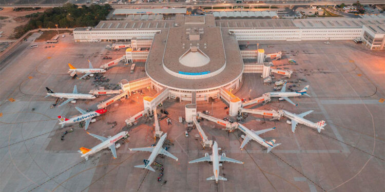 Antalya Havalimanı, yolcu sayısı rekoru kırdı