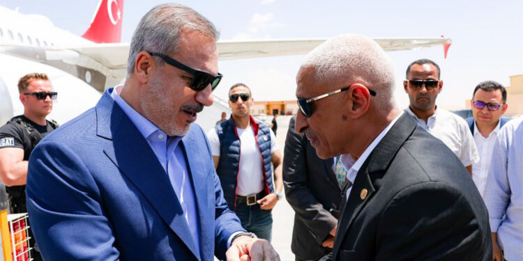 Dışişleri Bakanı Hakan Fidan Mısır'da