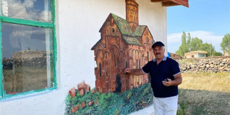 Ani Ören Yeri'ndeki katedral ve Beşikli kilisesinin resmini çizdi