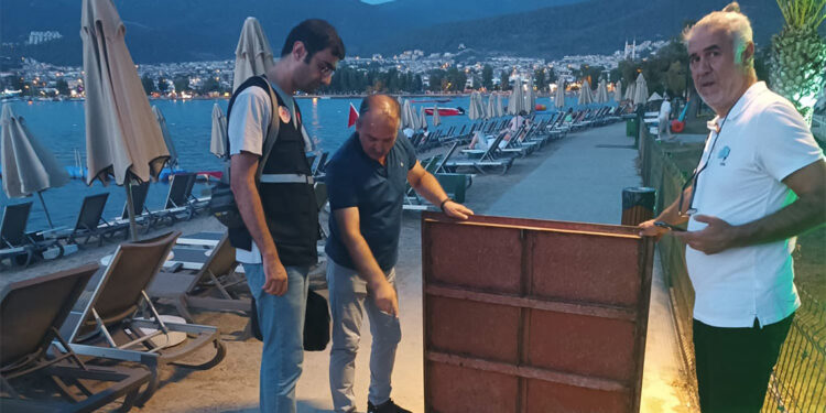 Atık sularını denize boşaltan işletmeye ceza