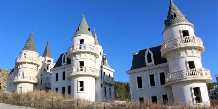 'Şato Villalar' turizme kazandırılacak