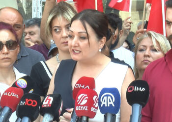 Ankara'da kuaförlerden pazar günü kapanmaya tepki