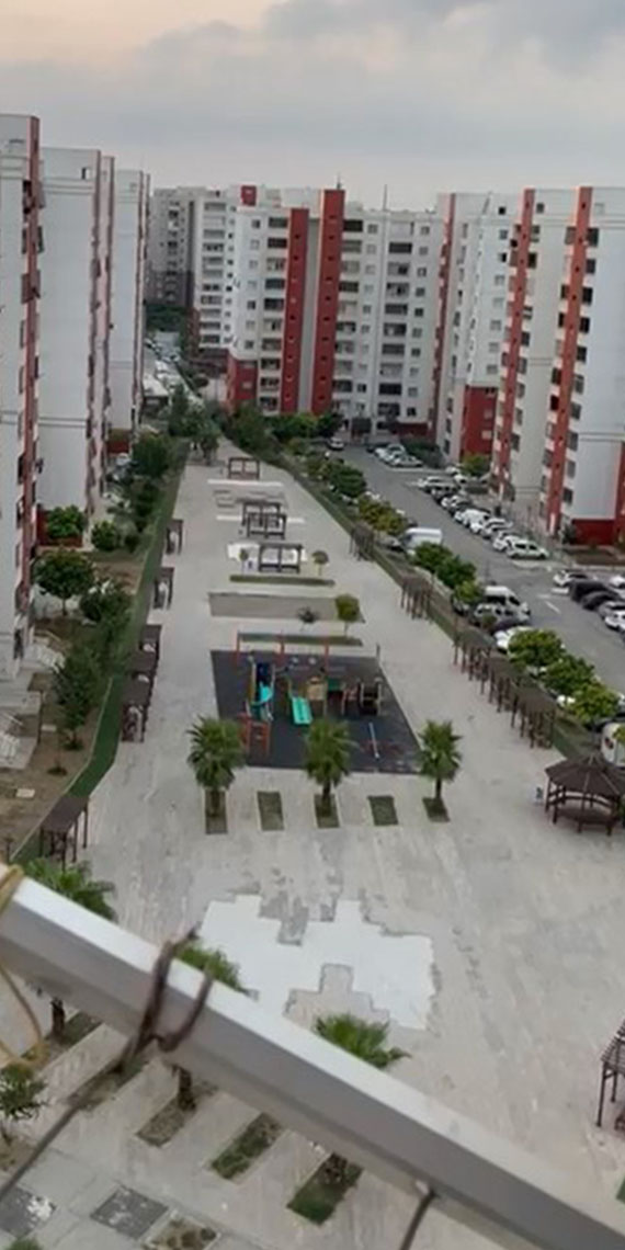 Afet ve Acil Durum Yönetimi Başkanlığı (AFAD) verilerine göre Adana'da art arda 3 deprem meydana geldi.