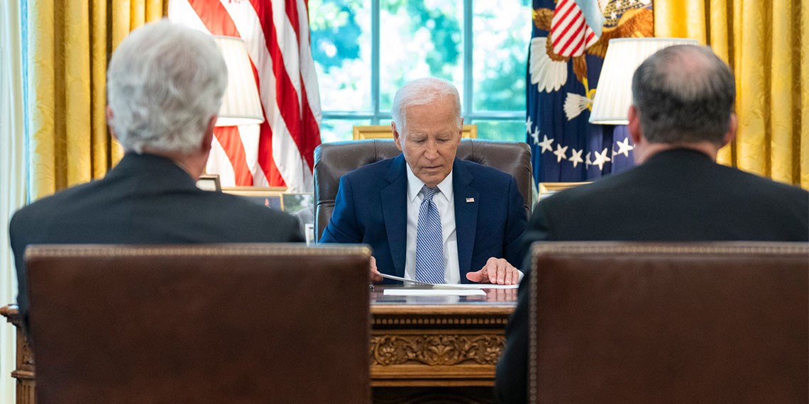 ABD, Mısır ve Katar, İsrail ile Hamas'ı ateşkes ve rehinelerin serbest bırakılması anlaşması için müzakerelere yeniden başlamaya çağıran ortak bir açıklama yayınladı. Ateşkes çağrısına İsrail'den yanıt geldi.