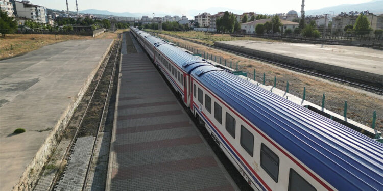 Turizmin yeni elçisi Turistik Tatvan Treni