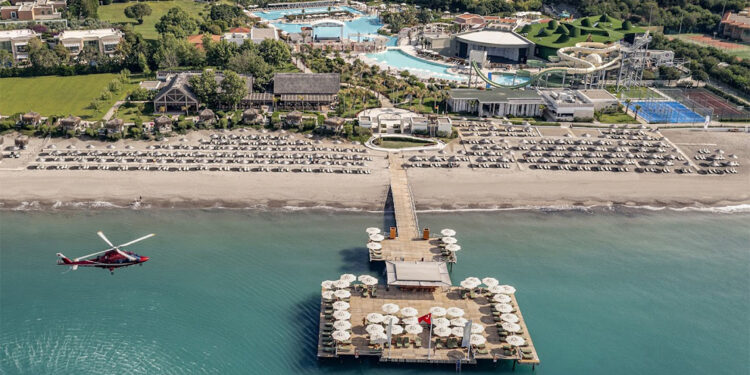 'VIP' turistler, süit oda ya da villaları tercih ediyor