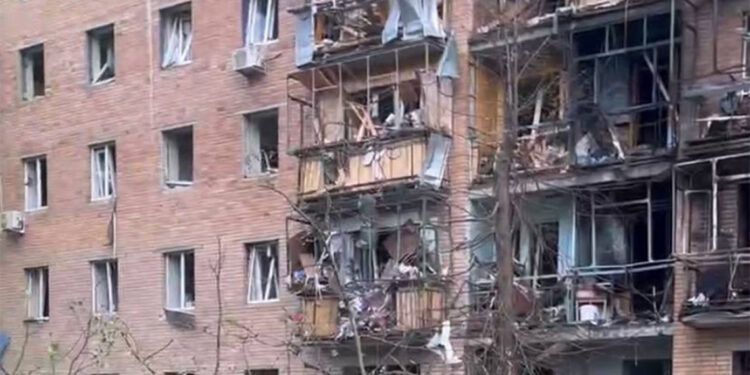 Ukrayna'nın düzenlediği füze saldırısında 13 kişi yaralandı