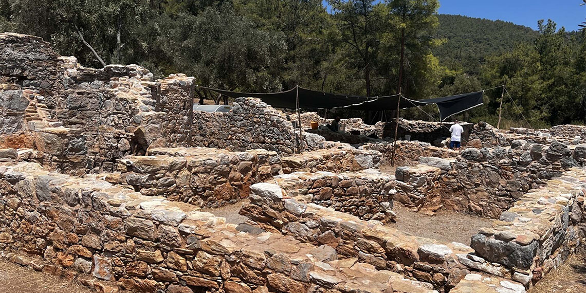 Muğla'nın Bodrum ilçesi sınırlarında yer alan ve antik dönemde 'Anastasiapolis' olarak bilinen Kissebükü Antik Kenti'nde sürdürülen kazı çalışmaları, erken Bizans dönemine ait önemli bulgular ortaya çıkardı.