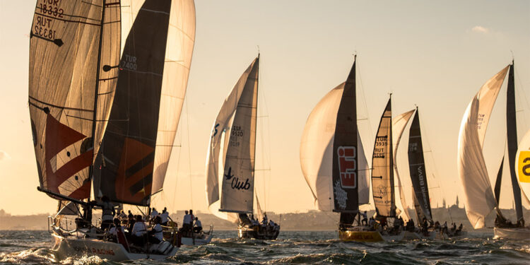 12. TAYK Slam-Eker Olympos Regatta Yelken Yarışları start aldı