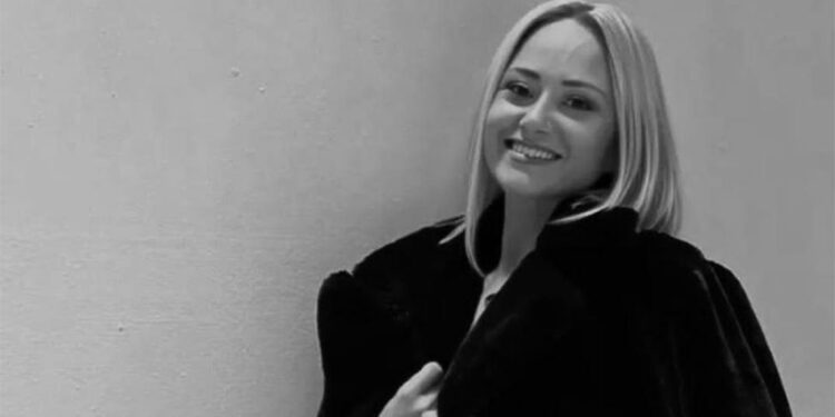 Kalp krizinden öldüğü düşünülen kadını erkek arkadaşı öldürmüş