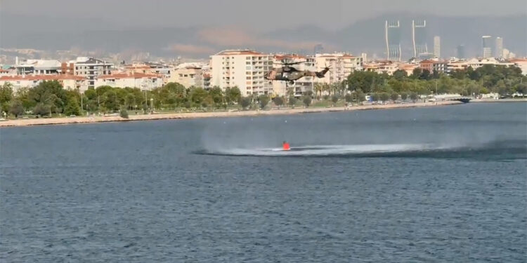 İzmir, Aydın ve Bolu'daki yangınlara 16 helikopter müdahale ediyor