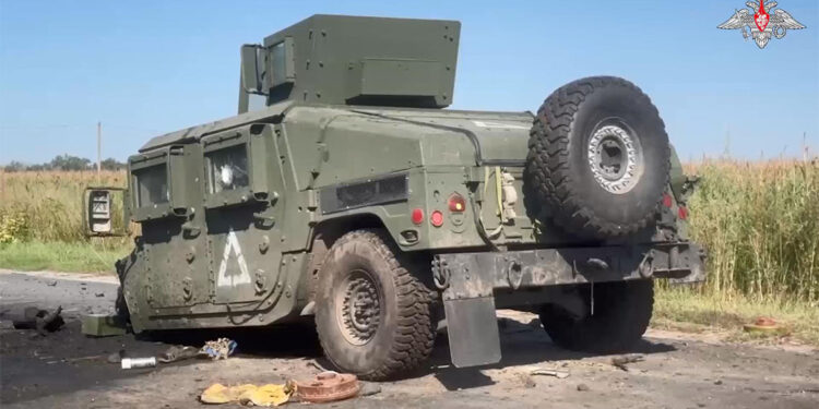 Kursk'ta Ukrayna'ya ait zırhlı araç konvoyu vuruldu