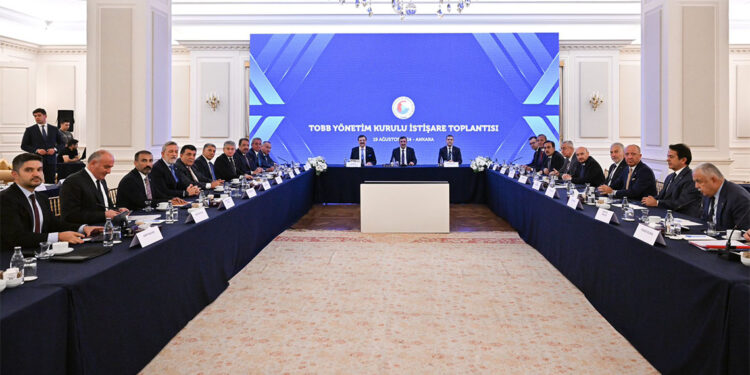 Temel amacımız enflasyonu düşürmek, istikrar içinde büyümek