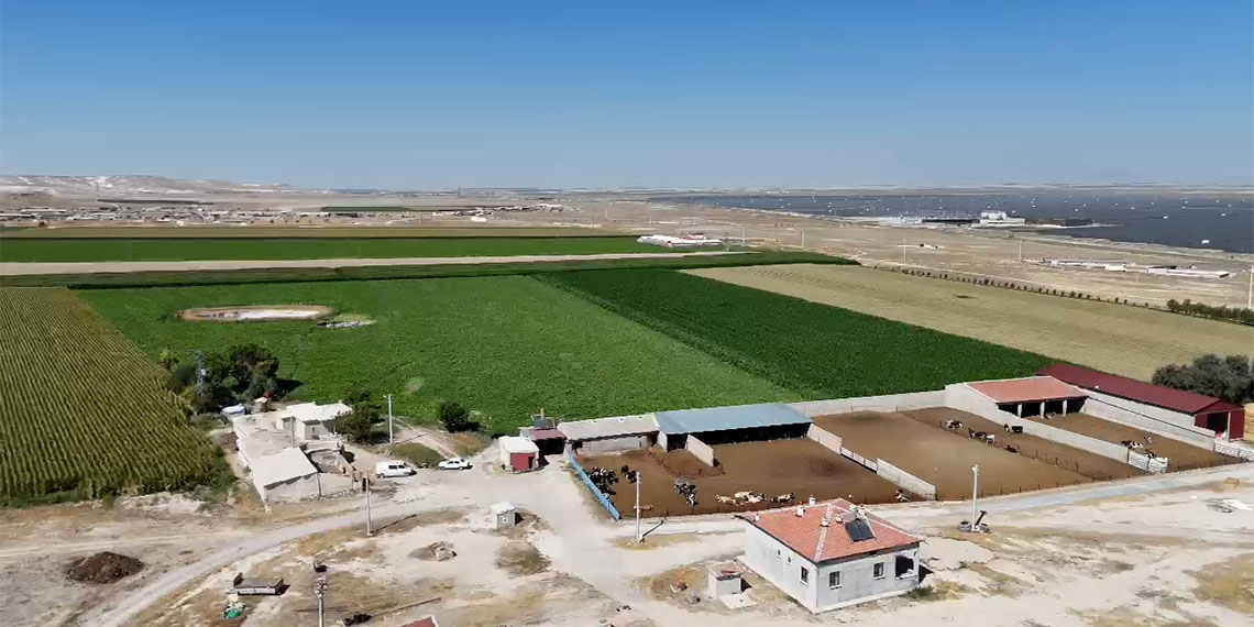 Konya'da yer altı sularının çekilip, toprağın göçmesiyle oluşan obrukların sayısı her geçen gün artıyor. Jeofizik Mühendisi Oğuz Kaan Kılıç, Seyithacı ve Ekmekçi yaylalarındaki evlerin altında obruk riski tespit ettiklerini belirtti.