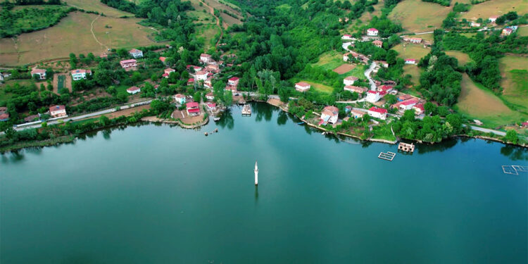 ‘Batık Minare’ fotoğraf tutkunlarının gözdesi oldu