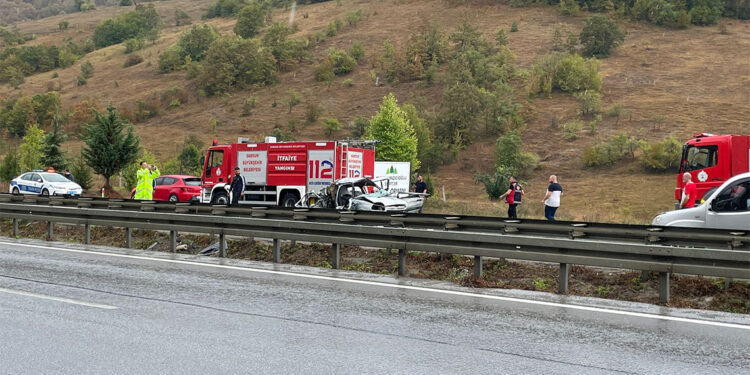 Samsun'da zincirleme kaza: 3 ölü, 6 yaralı 