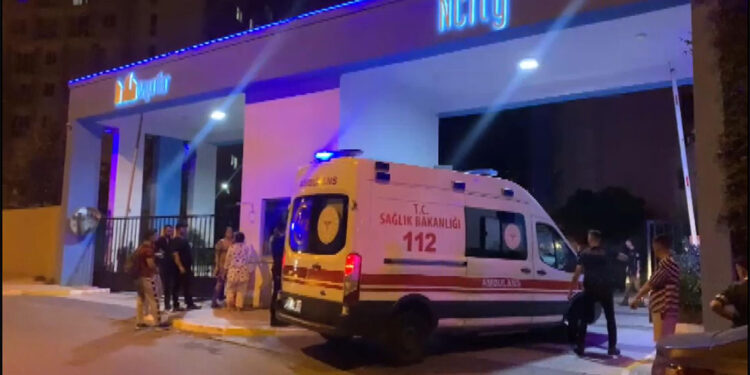 Esenyurt'ta iki grup arasında silahlı çatışma: 1 ölü