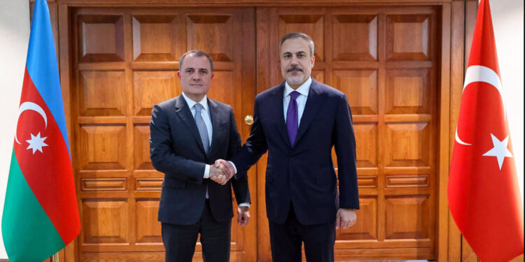 Hakan Fidan Azerbaycan Dışişleri Bakanı ile görüştü