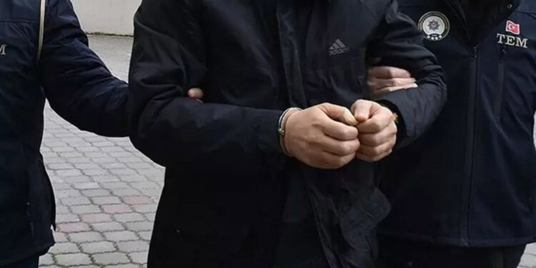 Ankara'da FETÖ'den aranan eski emniyet müdürü yakalandı