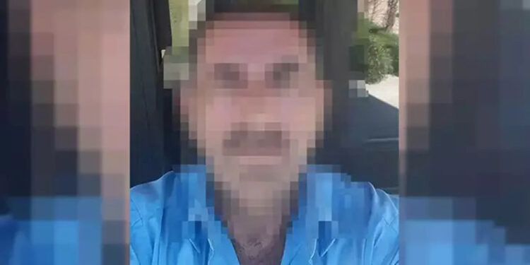 Babasını tabancayla öldürüp polise teslim oldu