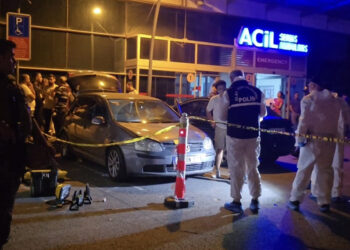 Bahçelievler Devlet Hastanesi'ne silahlı saldırı; yaralılar var