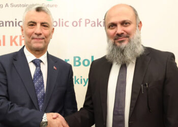 Bakan Bolat'ın Pakistan temasları