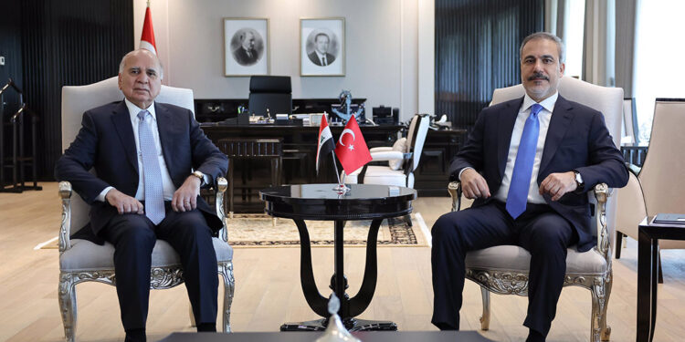 Bakan Fidan, Irak Başbakan Yardımcısı Hüseyin ile görüştü 