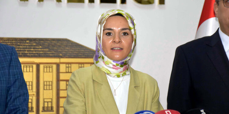 Bakan Göktaş: Dijital bağımlılıkla mücadele etmeye kararlıyız