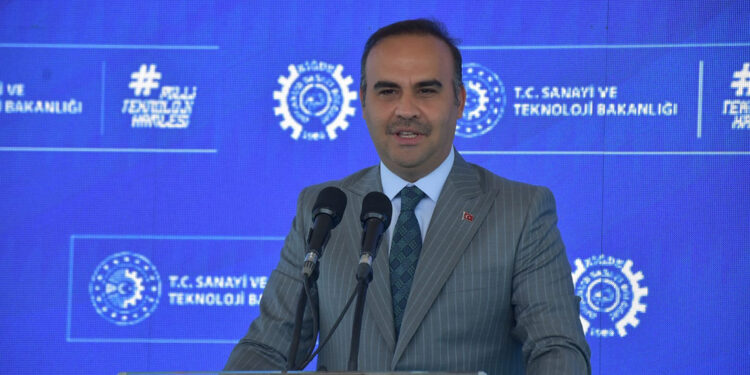 Bakan Kacır: Ülkemizin tarihine yeni bir istikamet kazandırdık