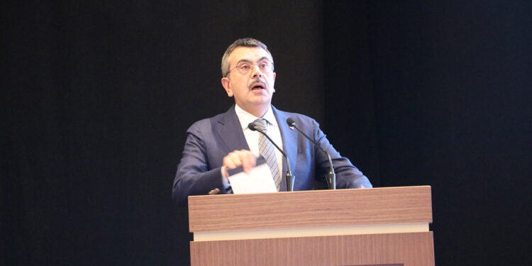 Bakan Tekin: Bize ait yepyeni bir eğitim modeli