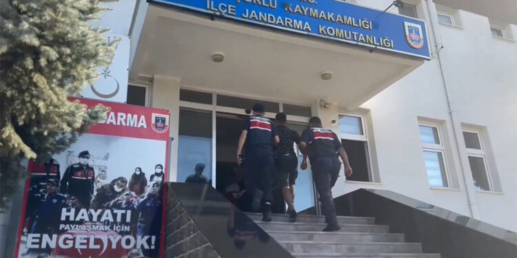 Çember-20 operasyonlarında 4 bin 517 kişi yakalandı