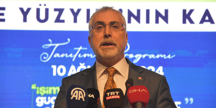 Çalışma hayatında kayıt dışılık en büyük problemlerimizden birisi