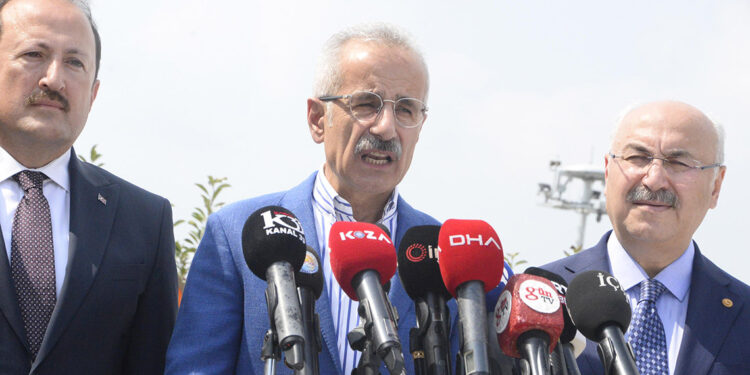 Çukurova Uluslararası Havalimanı'ndan 297 milyon avro kira bedeli elde edeceğiz