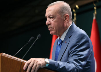 Erdoğan, Tuncay Özkan hakkında tazminat davası açtı