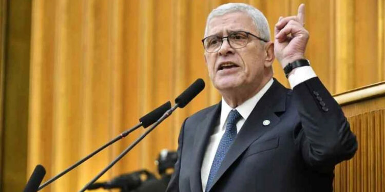 Dervişoğlu, 'Instagram'a Erişim Engeli'ne karşı dava açtı