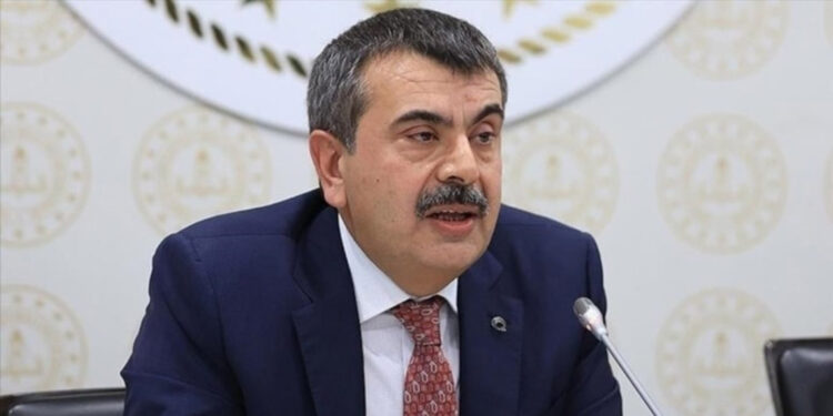 Dijital bağımlılığın önüne geçilmesi için çeşitli önlemler almaktayız